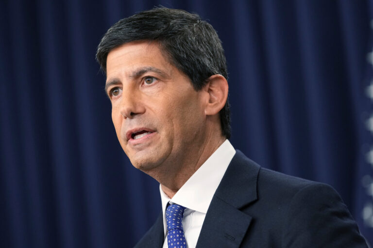 Warsh Just Broke the Greenspan-Bernanke Rule, and the U.S. Will Pay
